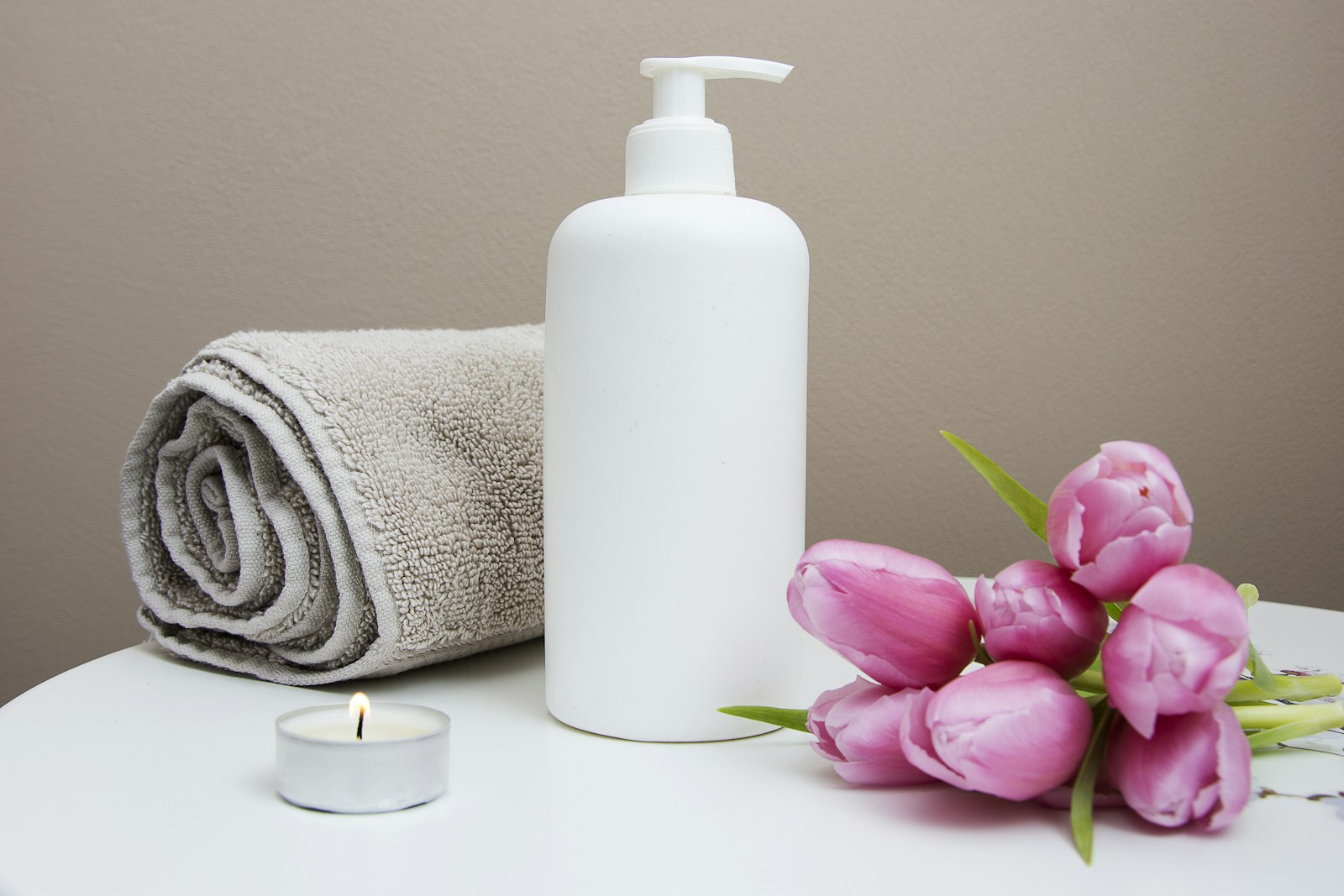 Soft towels, spa products and flowers